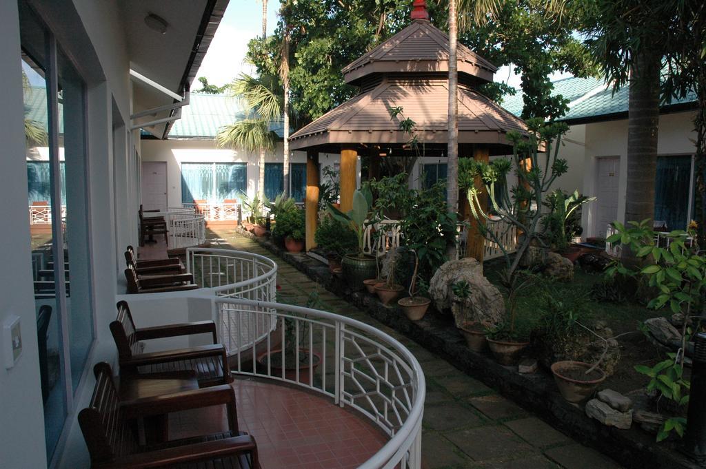 Emerald Land Hotel Mandalay Bagian luar foto