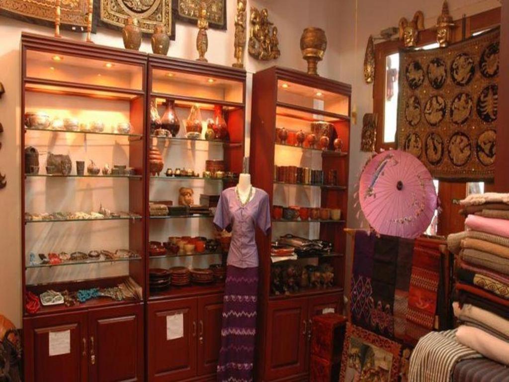 Emerald Land Hotel Mandalay Bagian luar foto