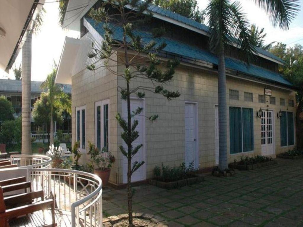 Emerald Land Hotel Mandalay Bagian luar foto