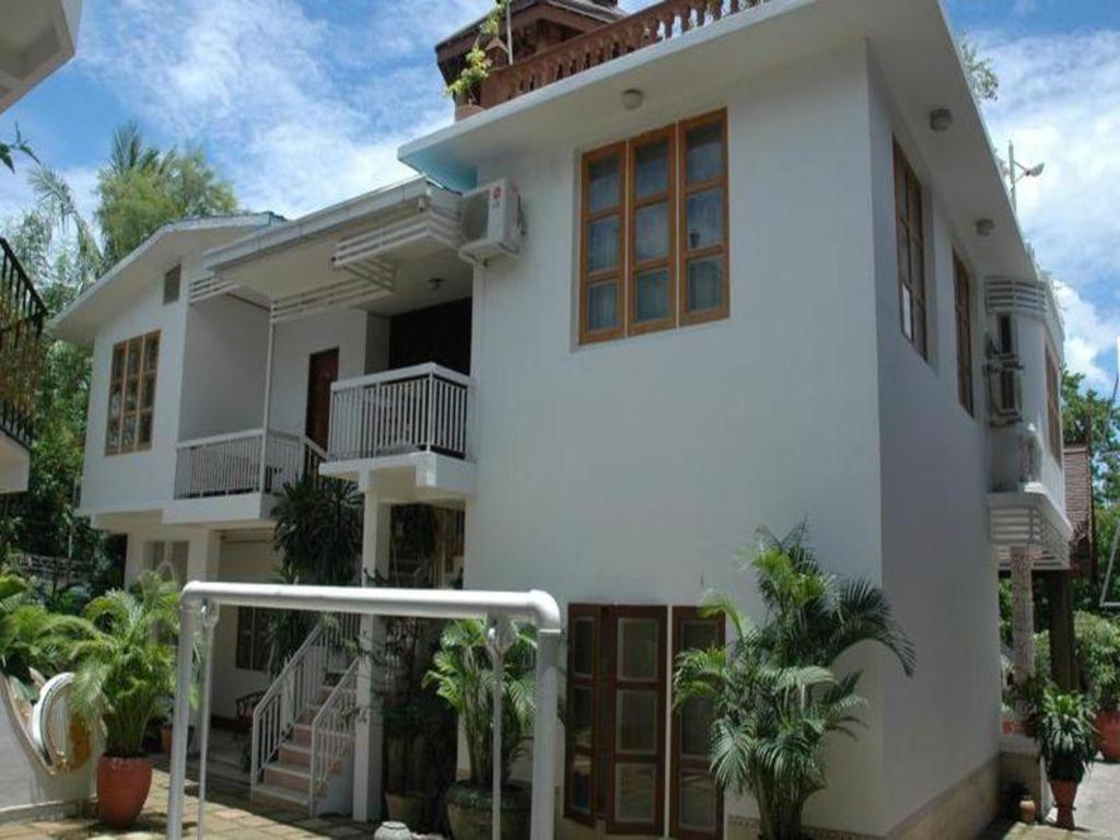 Emerald Land Hotel Mandalay Bagian luar foto