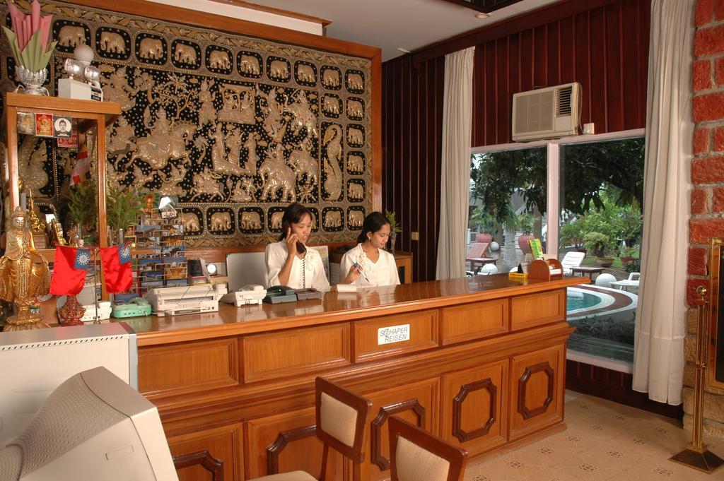 Emerald Land Hotel Mandalay Bagian luar foto