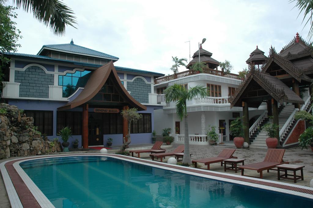Emerald Land Hotel Mandalay Bagian luar foto